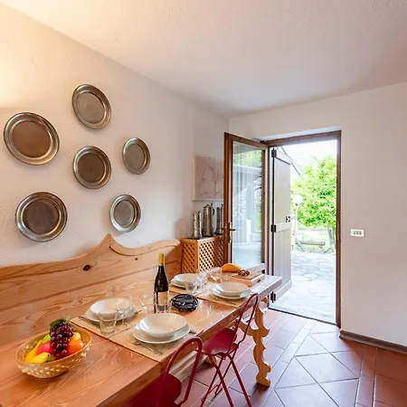 Flat With Garden In Courmayeur - Happy Rentals Exterior photo
