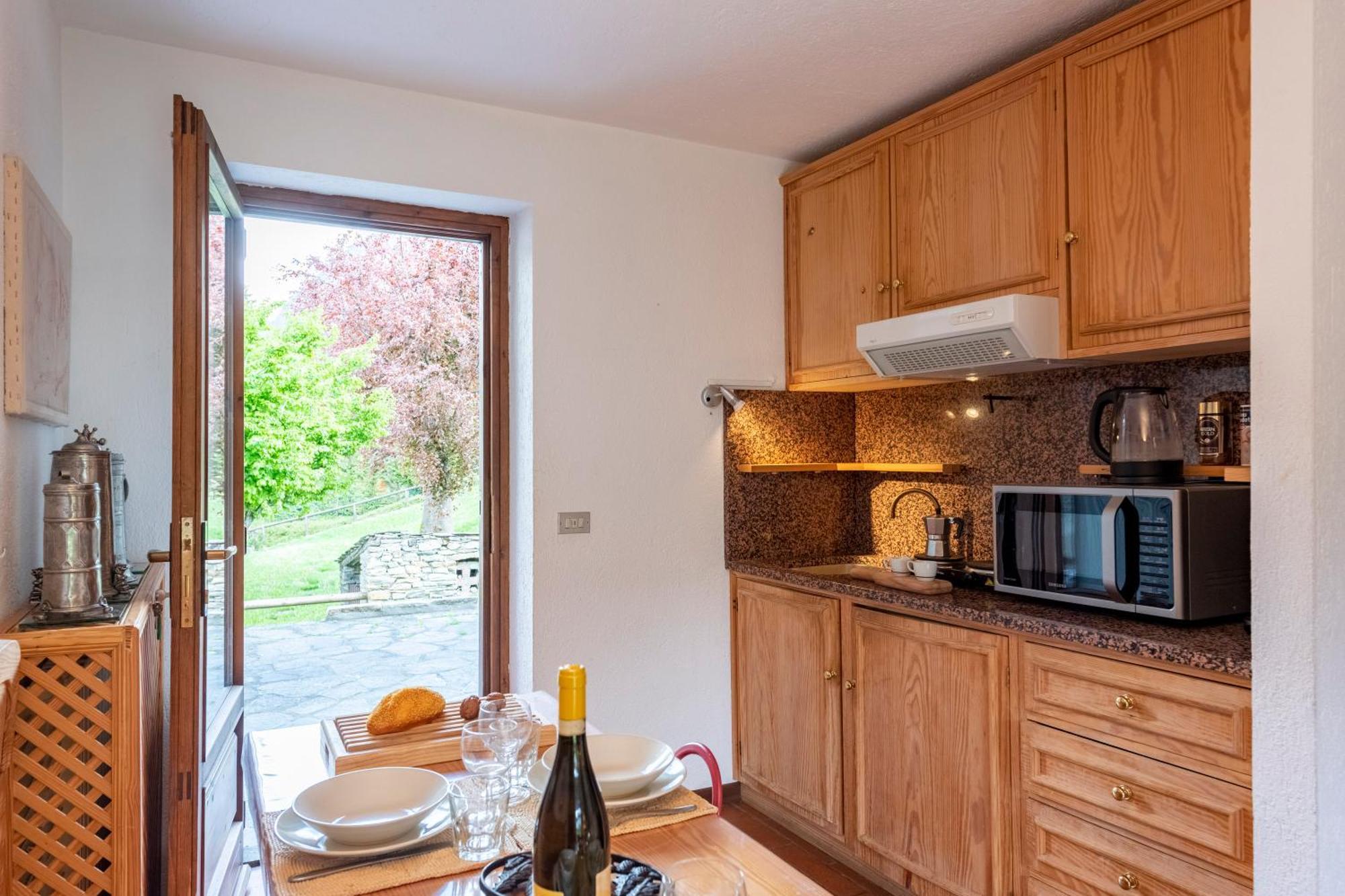 Apartment Flat With Garden In - Happy Courmayeur